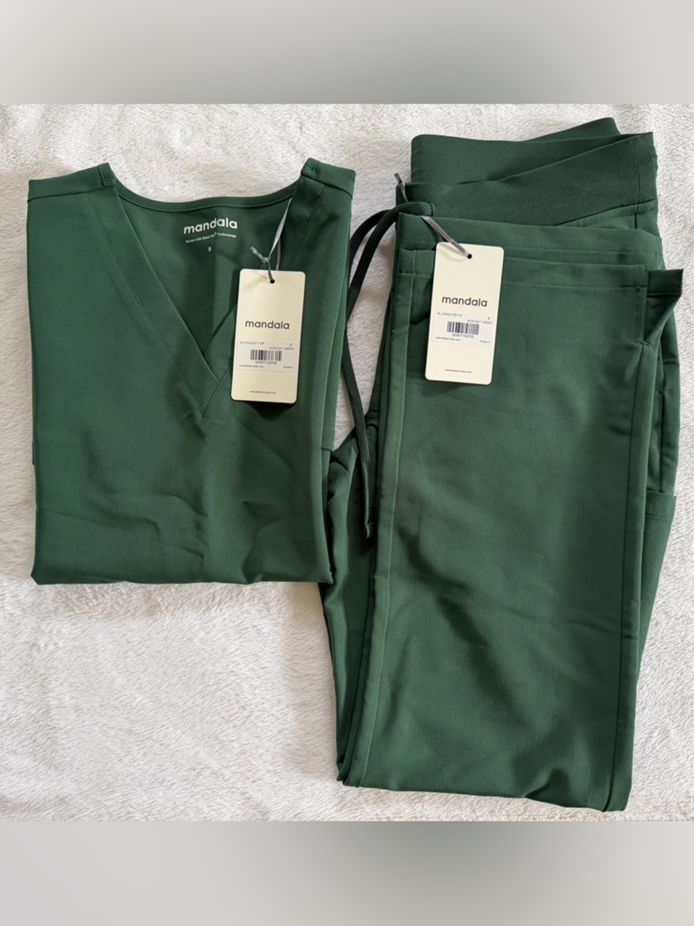 Mandala scrubs set in color Midnight Green